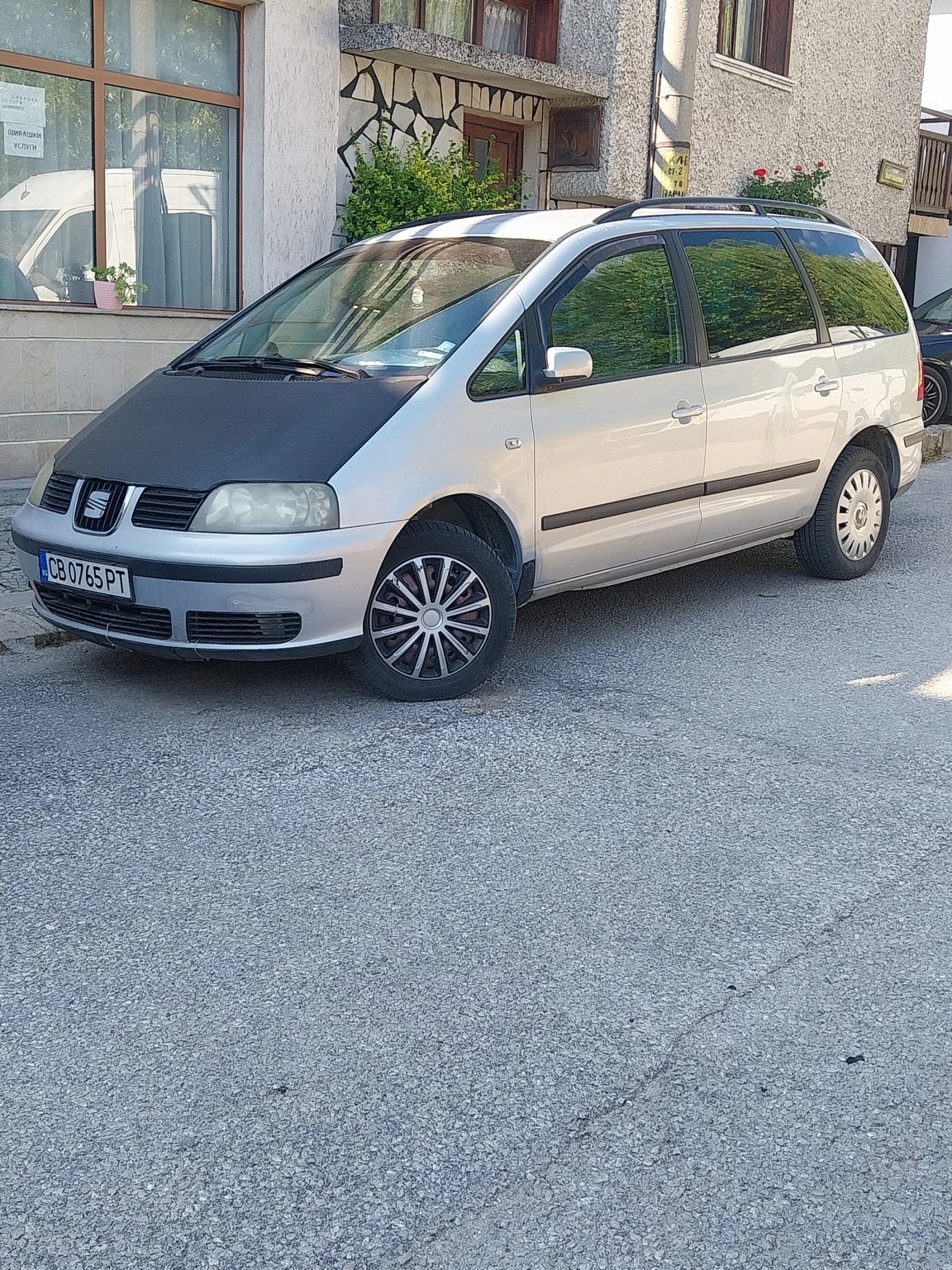Seat Alhambra, снимка 4 - Автомобили и джипове - 54257127