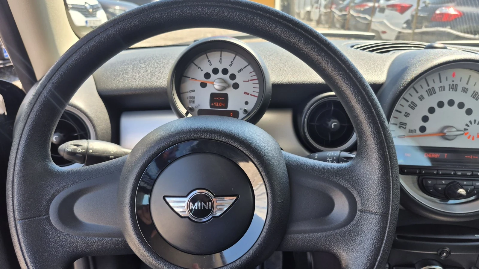 Mini One 1.6i * 120 000 km * 75hp * 2011 * ������� * ������ | Mobile.bg � ����������� 10