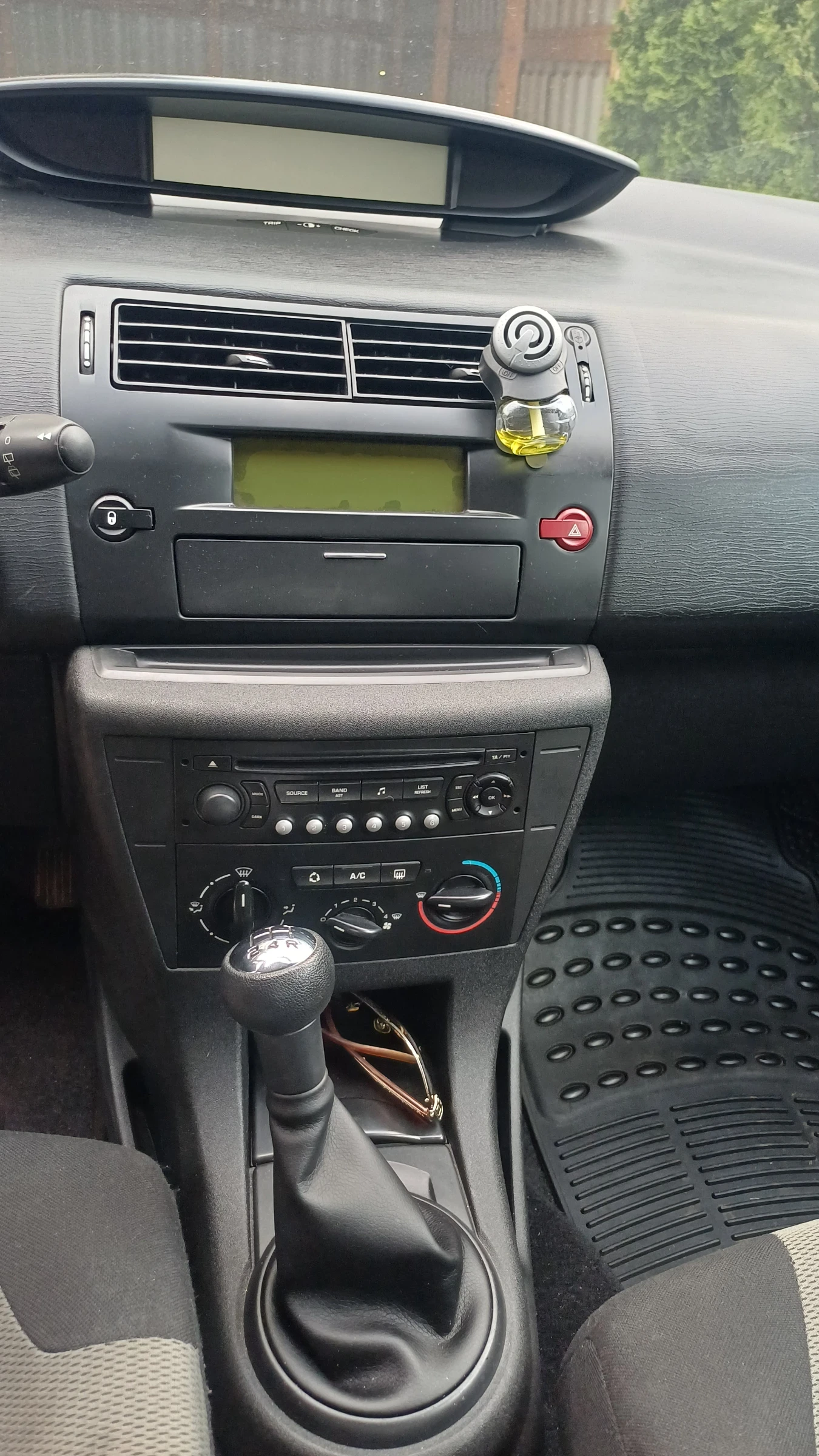 Citroen C4, снимка 6 - Автомобили и джипове - 54660189
