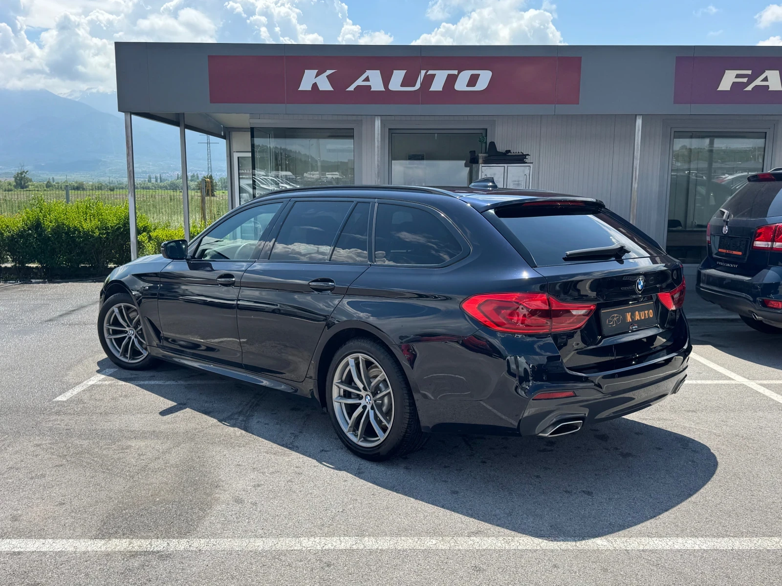 BMW 520 XD/MSport/LED/Carplay, снимка 2 - Автомобили и джипове - 54808017