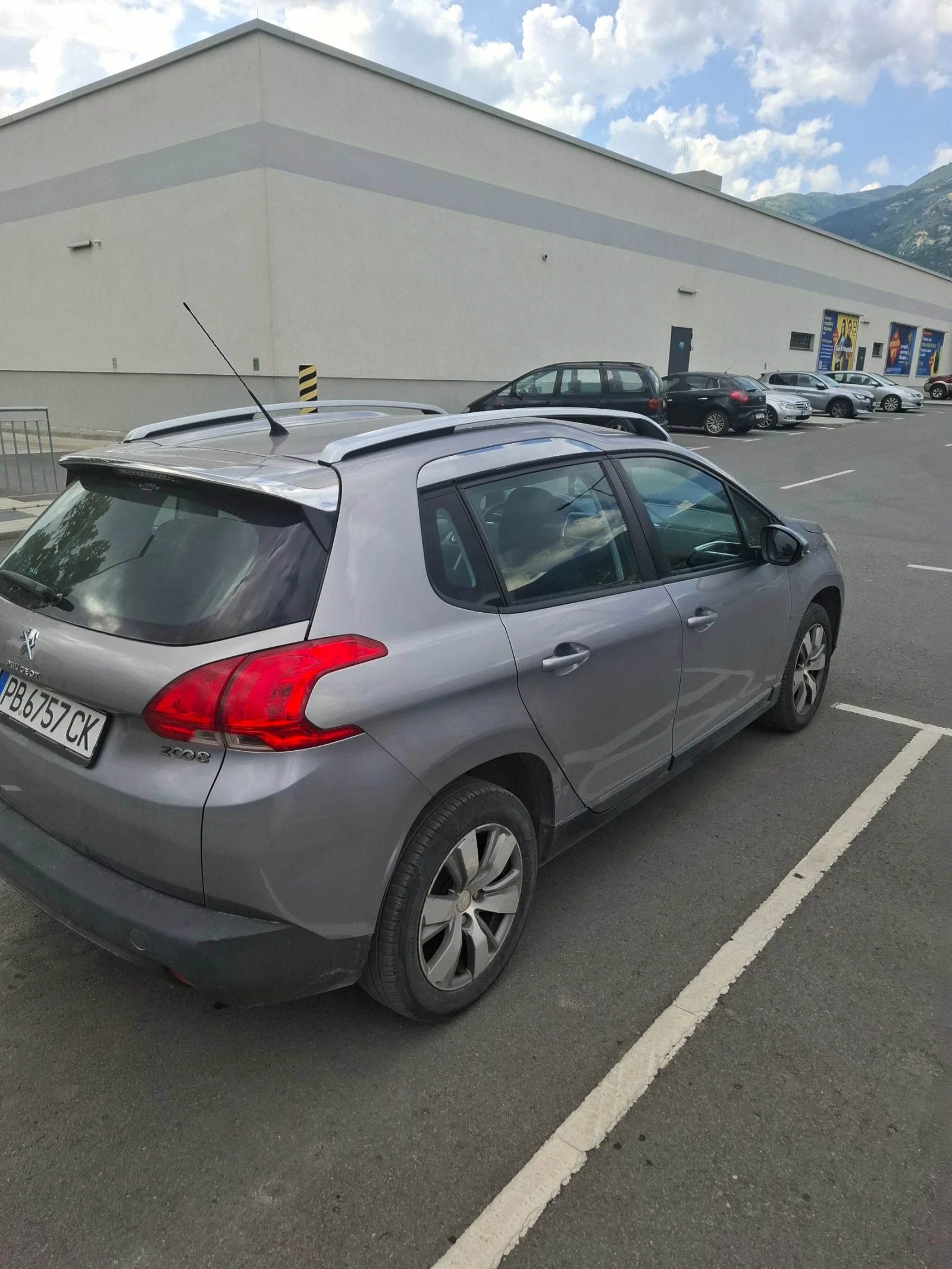 Peugeot 2008, снимка 4 - Автомобили и джипове - 55003539