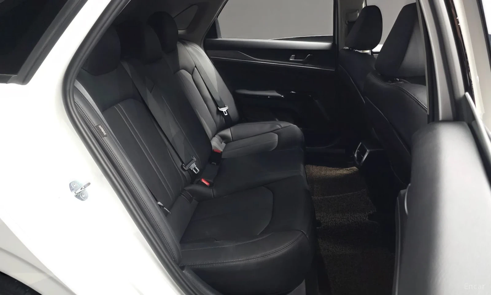 Kia K5 3RD GEN* NOBBLESS* EKSTROV* 36000KM!!!, снимка 11 - Автомобили и джипове - 55055916