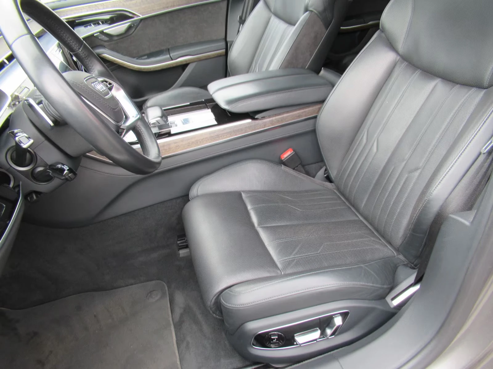 Audi A8 50TDI/286HP/MASSAGE/AHK/PANO/HUD/MEMO/B&O/465q | Mobile.bg � ����������� 7