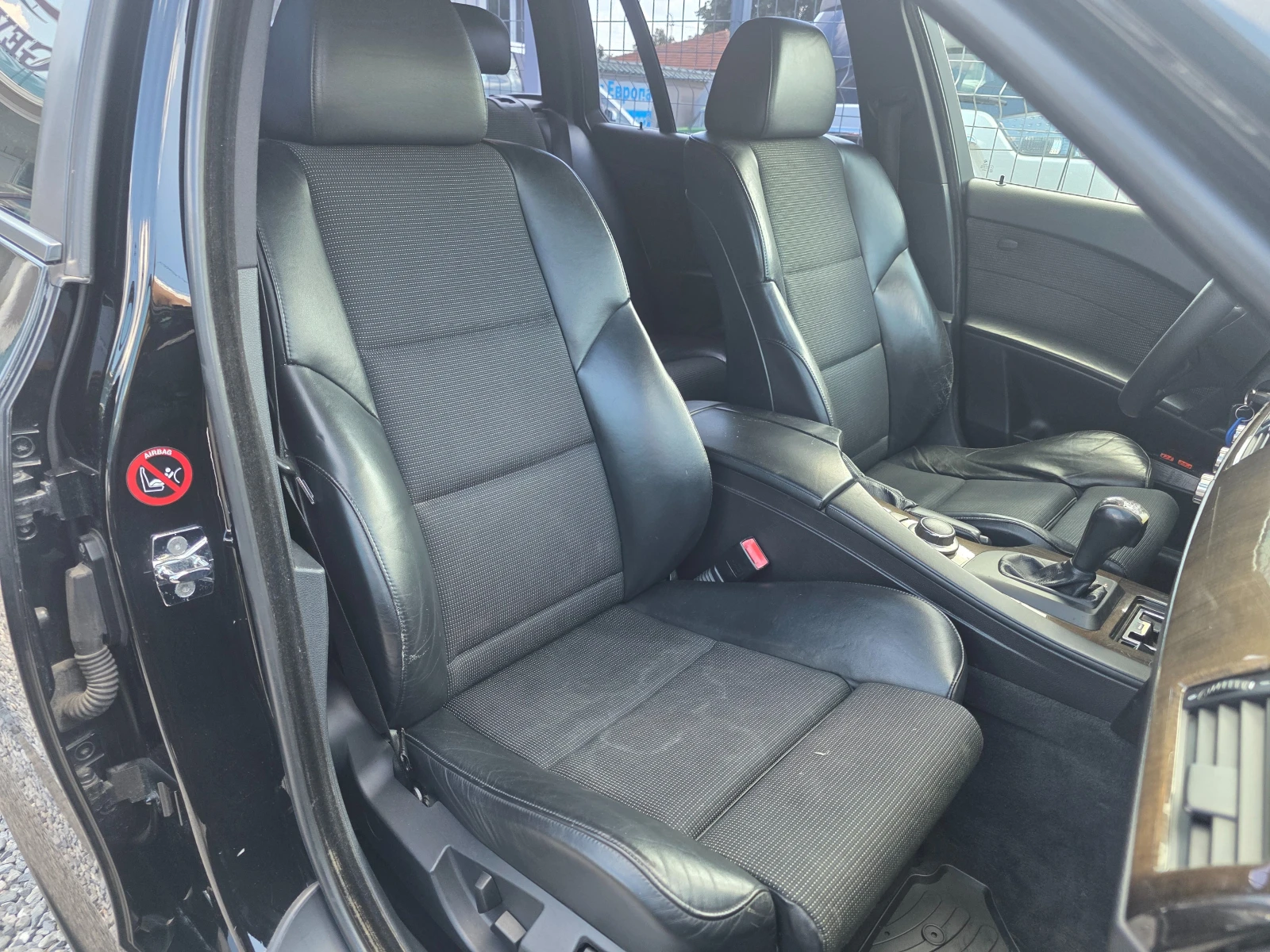BMW 525 2.5 M PAKET.GPL XDRIVE НАПЪЛНО ОБСЛУЖЕН , снимка 16 - Автомобили и джипове - 55294310