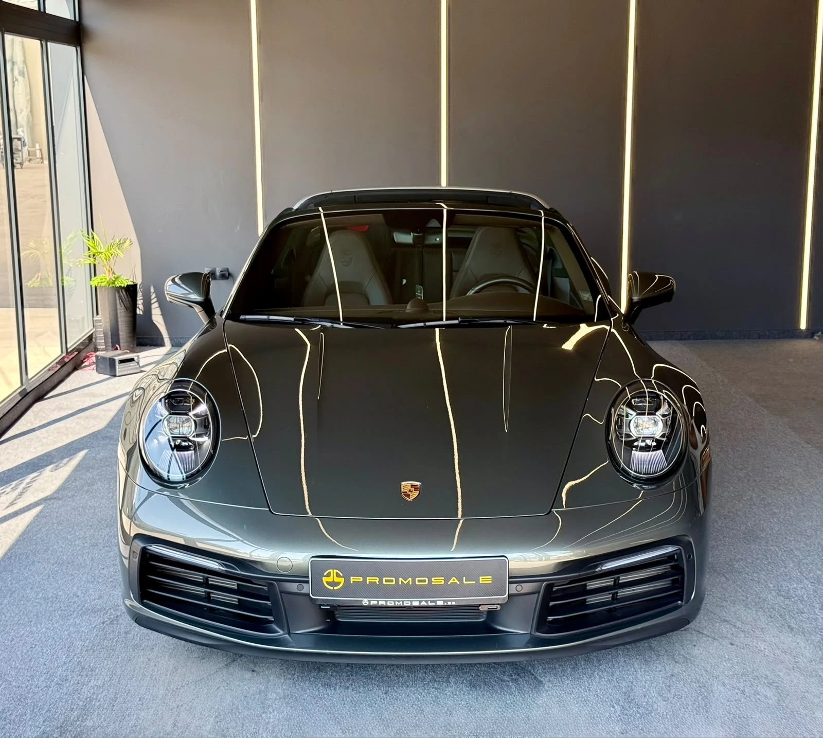 Porsche 911 Targa 4* PPF* Поръчково изпълнение* ЛИЗИНГ, снимка 2 - Автомобили и джипове - 55295746