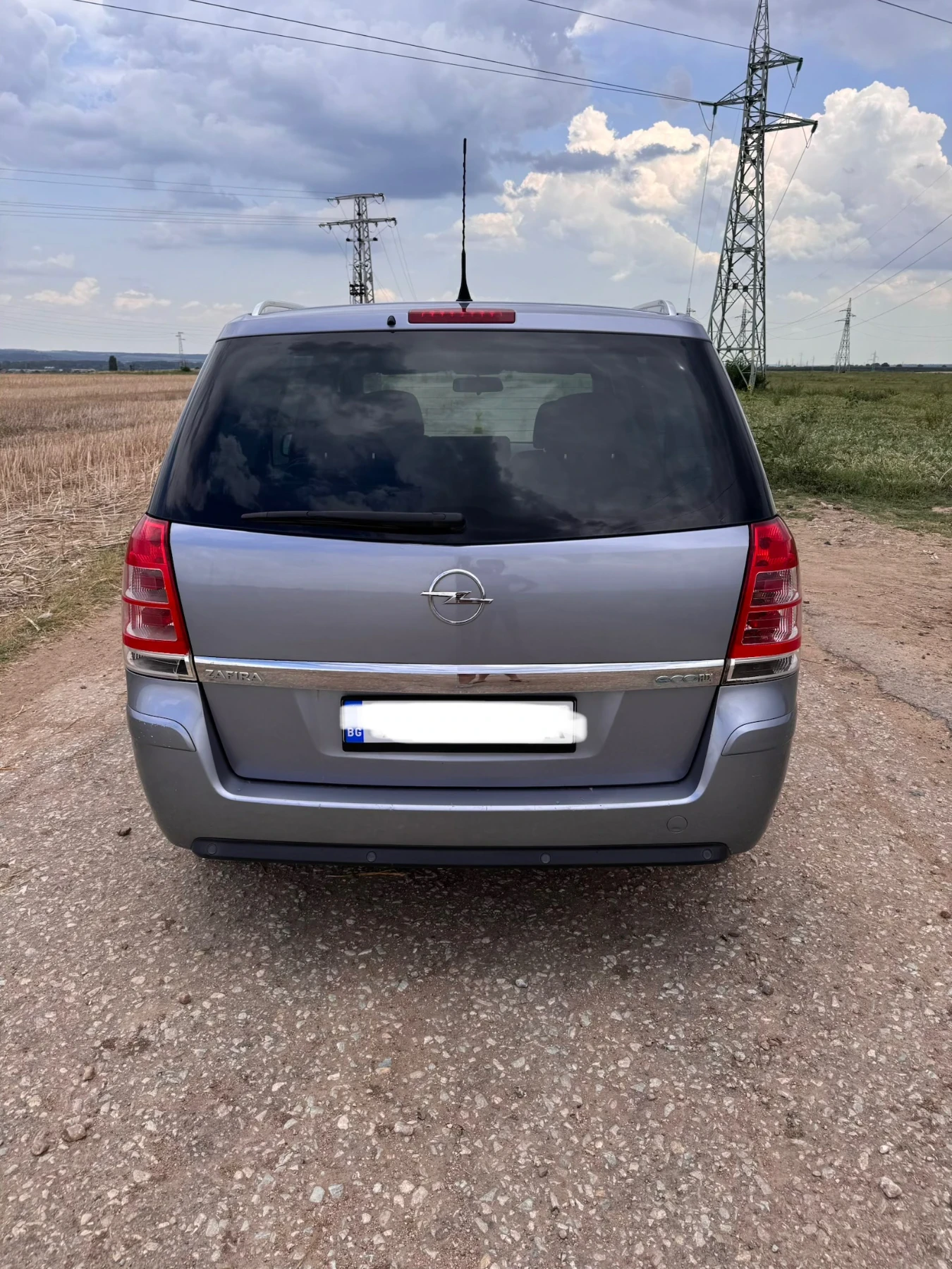 Opel Zafira, снимка 2 - Автомобили и джипове - 55417302
