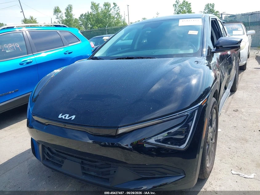 Kia EV6 Light Long Range Awd, снимка 12 - Автомобили и джипове - 55452616