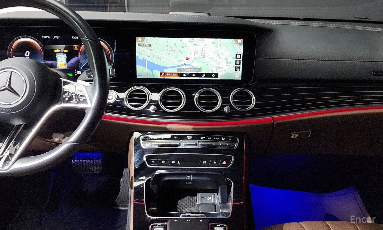 Mercedes-Benz E 350 4MATIC* BURMESTER* ОБДУХВАНЕ* LANE* ASSIST* 360КАМ, снимка 10 - Автомобили и джипове - 55695784