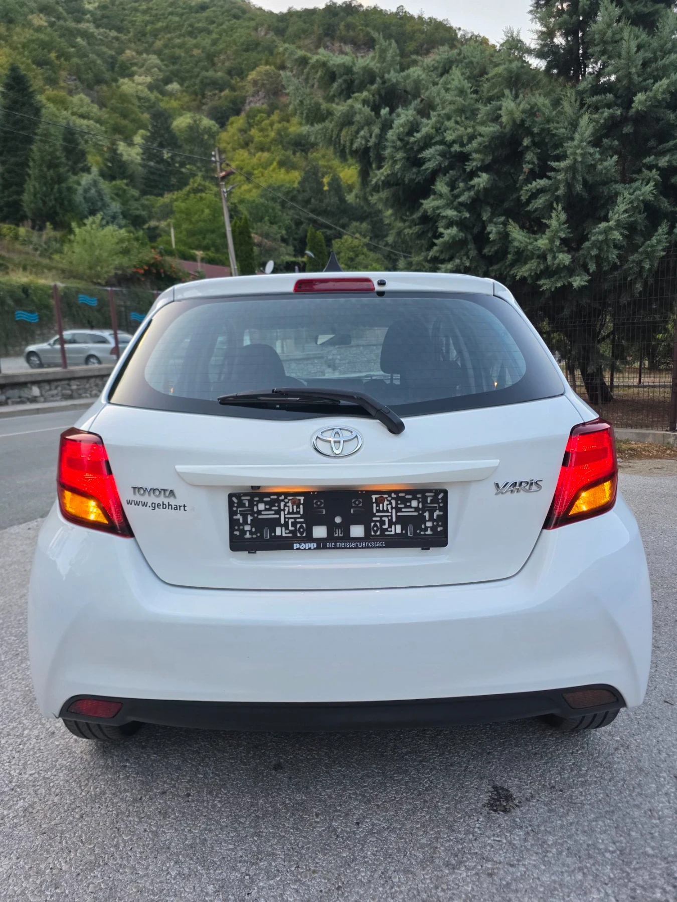 Toyota Yaris 1.33 VVT-i NAVI KAMERA KLIMATIK EVRO 6B, снимка 5 - Автомобили и джипове - 56061936