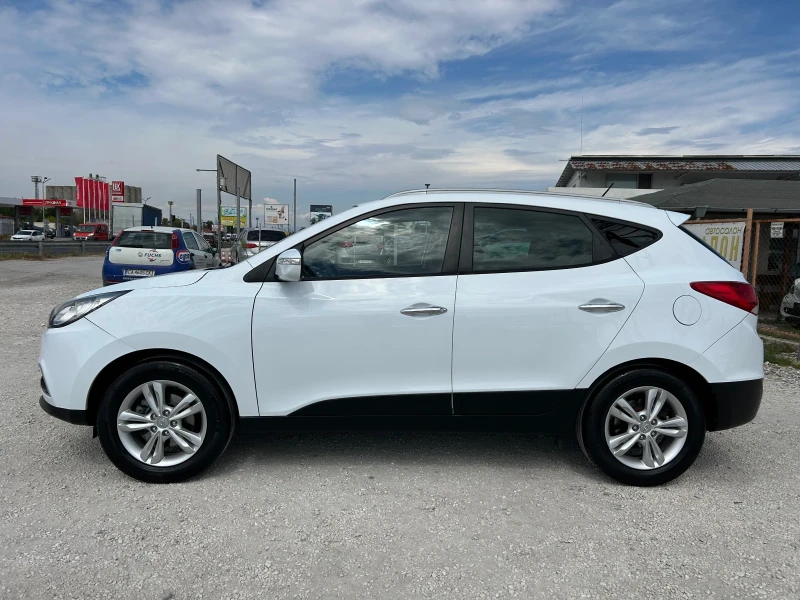 Hyundai IX35 2.0d* 4x4* Кожа* Подгрев* , снимка 5 - Автомобили и джипове - 47228564