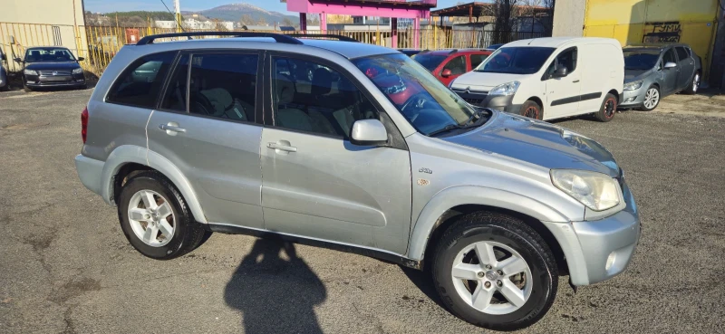 Toyota Rav4, снимка 3 - Автомобили и джипове - 48519988