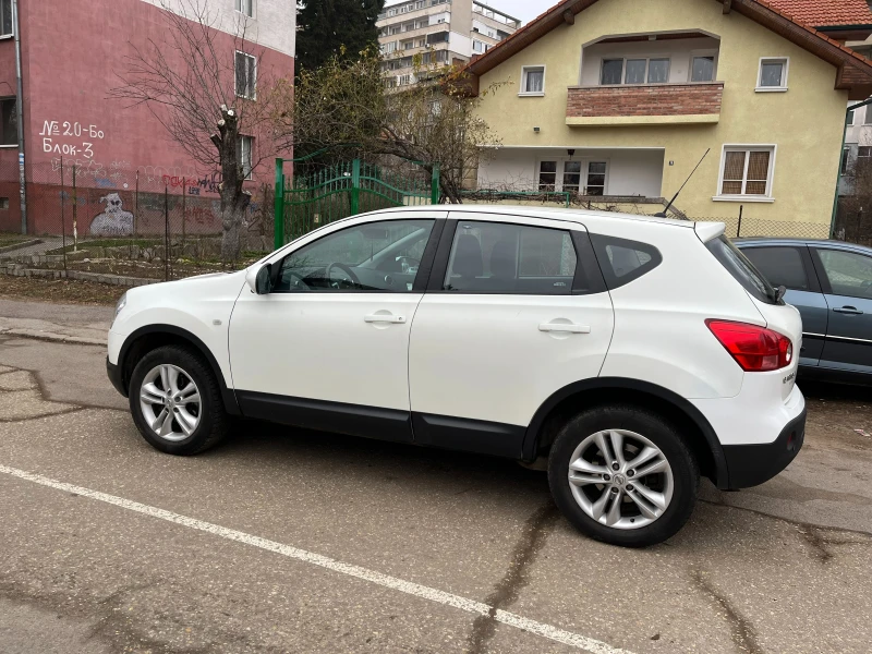 Nissan Qashqai 2.0 БЕНЗИН , 141к.с, снимка 6 - Автомобили и джипове - 48954660