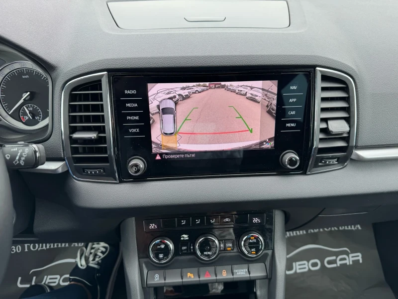 Skoda Karoq 2.0TDI-FACELIFT-FULL LED-KEYLESS-TOP, снимка 14 - Автомобили и джипове - 51202376