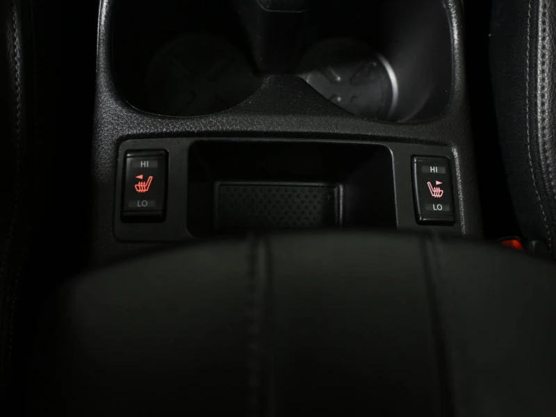 Nissan Qashqai SL* AWD* АвтоКредит* (ЦЕНА ДО БГ), снимка 14 - Автомобили и джипове - 53263013