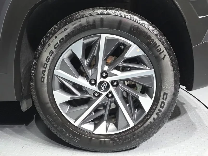 Hyundai Tucson 1.6 Hybrid - САМО 30% АВАНС, снимка 5 - Автомобили и джипове - 55991573