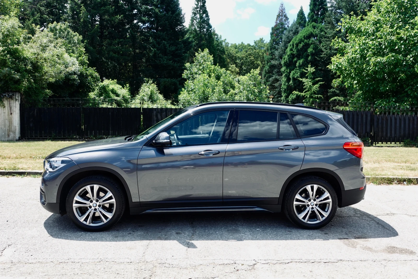 BMW X1 18d xDrive Sport Line - изображение 3