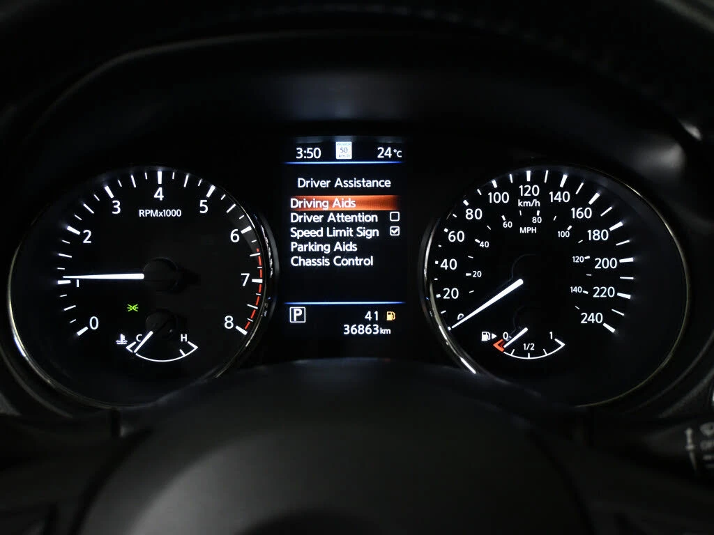 Nissan Qashqai SL* AWD* АвтоКредит* (ЦЕНА ДО БГ) - изображение 7