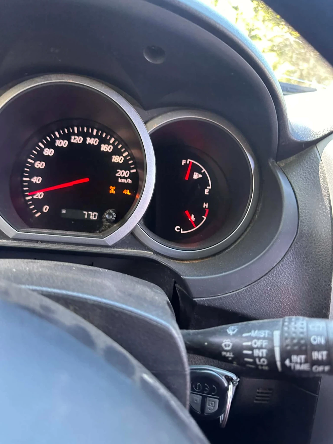 Suzuki Grand vitara 1.9, снимка 2 - Автомобили и джипове - 54962407