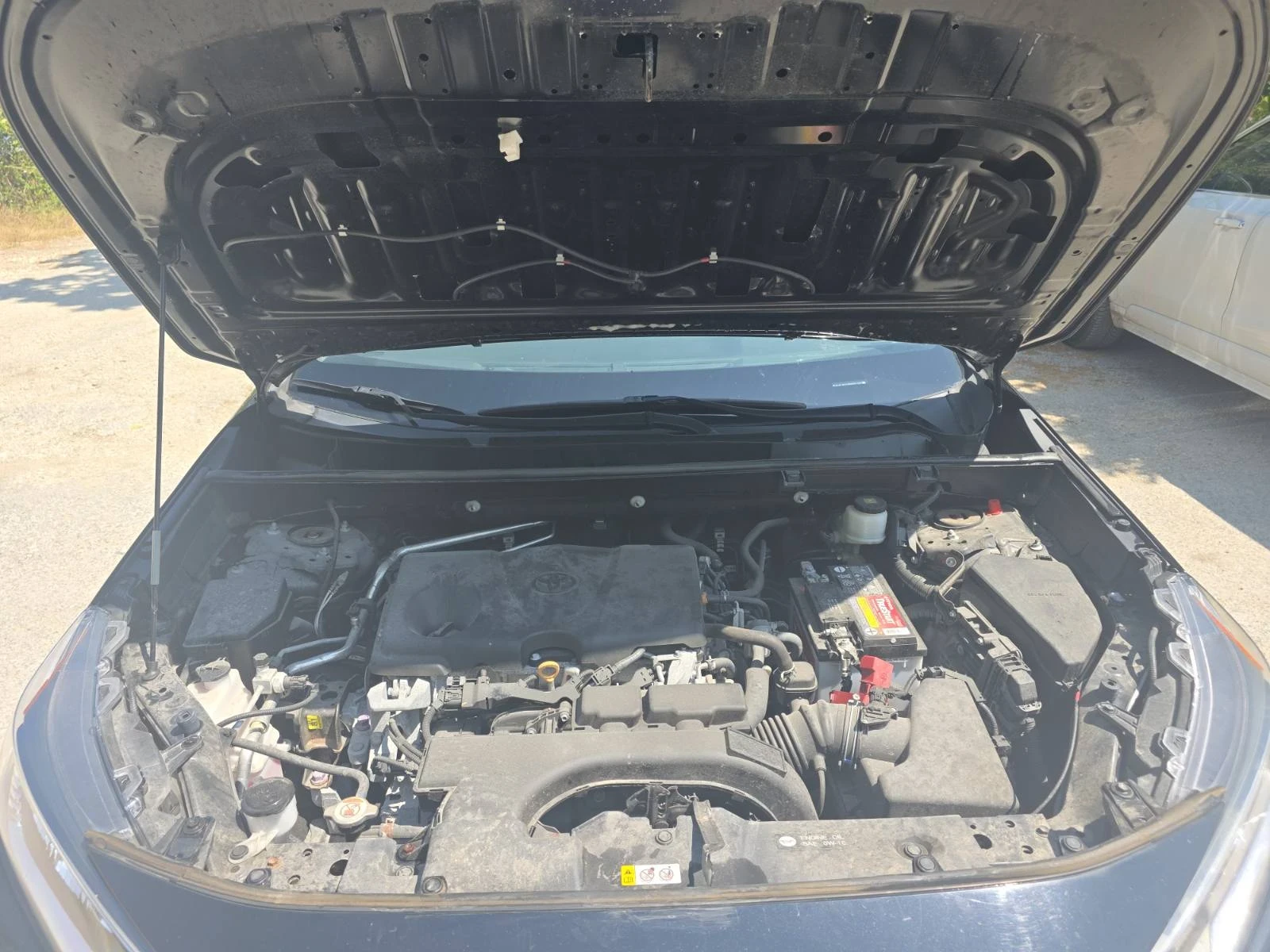 Toyota Rav4 XLE , снимка 12 - Автомобили и джипове - 55187068
