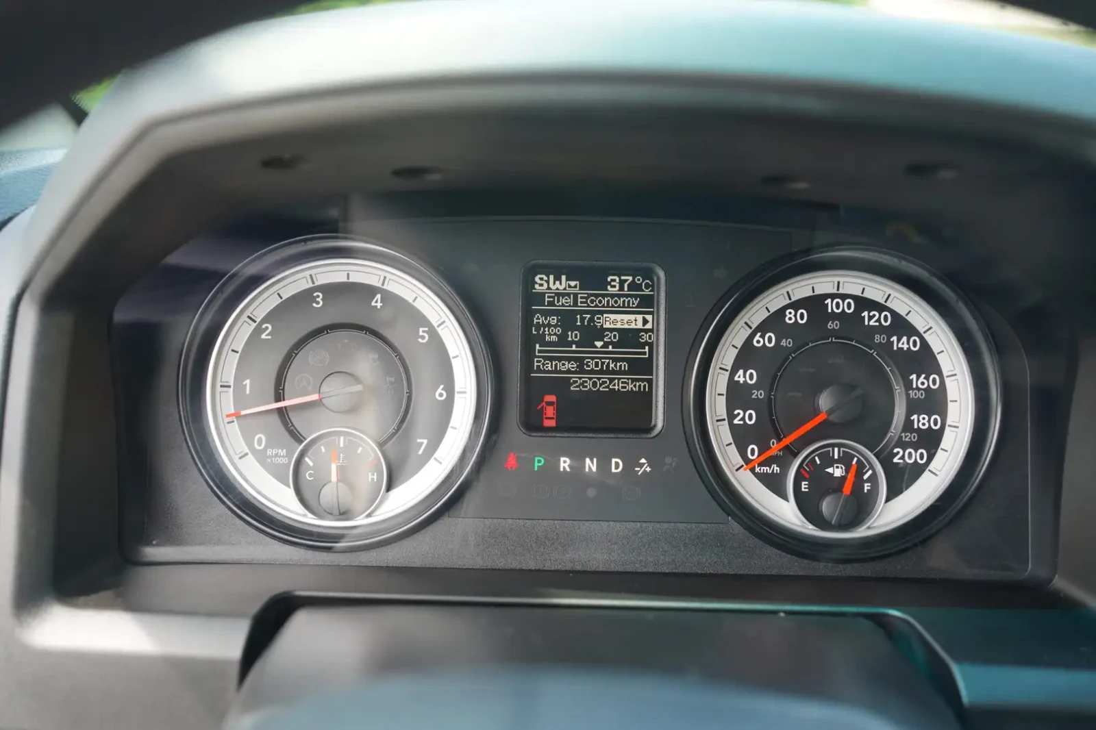 Dodge RAM 1500 4WD 5.7 HEMI, снимка 11 - Автомобили и джипове - 55223651