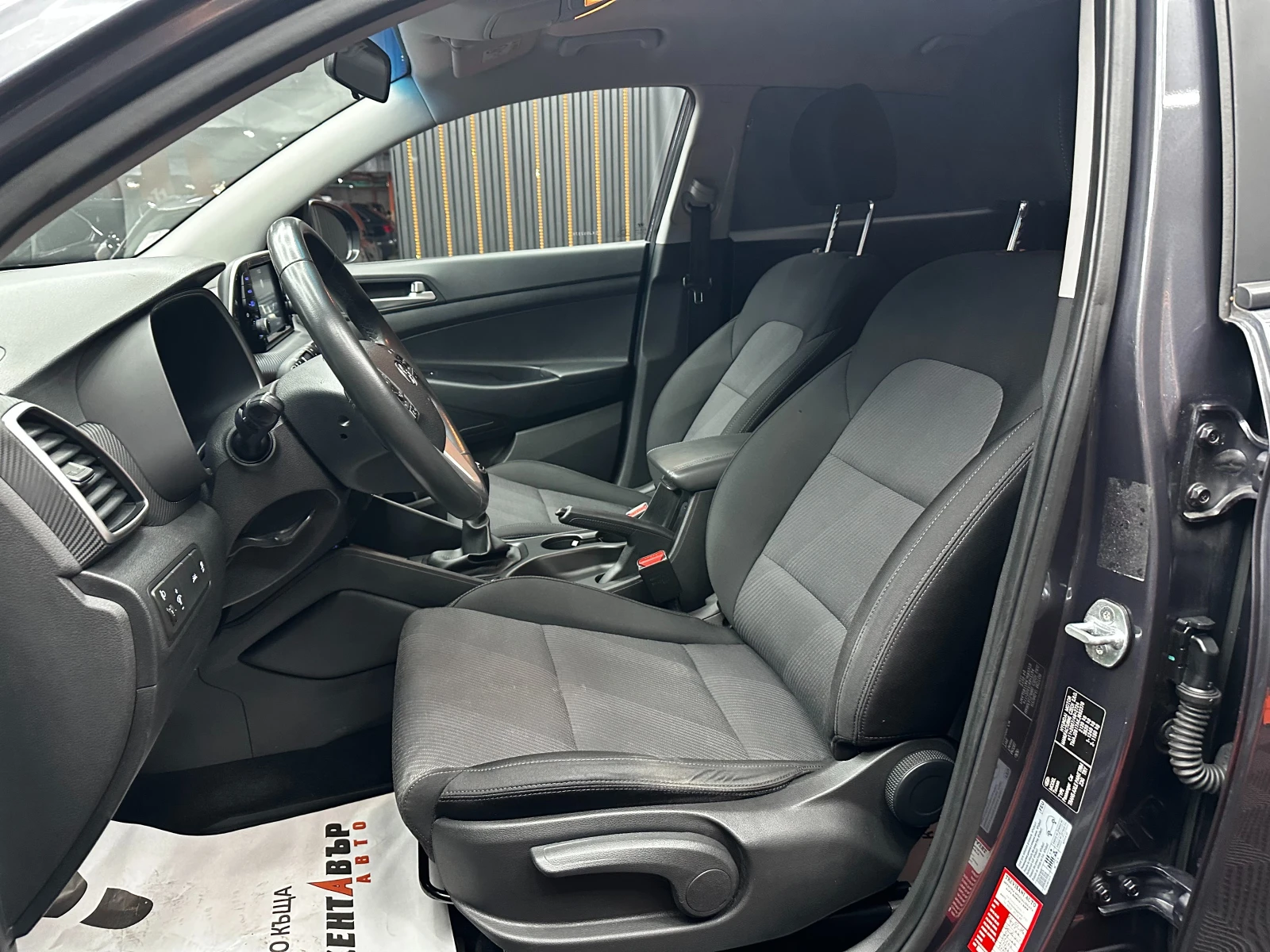 Hyundai Tucson IX35/face/ГАРАНЦИЯ, снимка 8 - Автомобили и джипове - 55537377