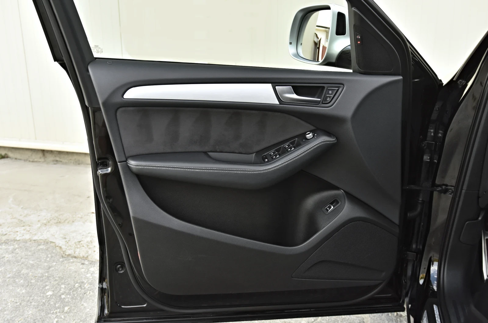 Audi SQ5 3.0TDI COMPETITION PLUS340h.p S-LINE RS-SITZE 20RS, снимка 15 - Автомобили и джипове - 55911886