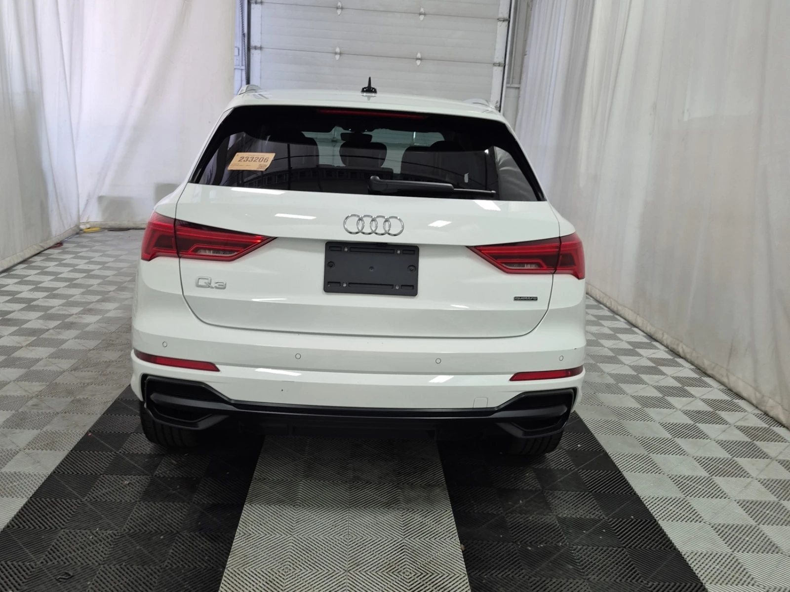 Audi Q3 PROGRESSIV| PANO| ПОДГРЕВИ| 2 КЛЮЧА| , снимка 17 - Автомобили и джипове - 56126074