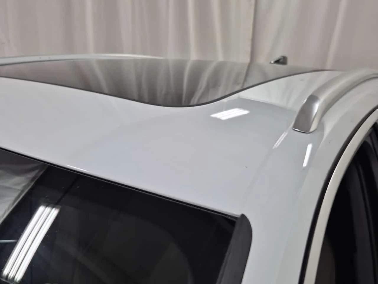 Audi Q5 2.0 TFSI| 360| HUD| 2 КЛЮЧА| , снимка 7 - Автомобили и джипове - 56307612