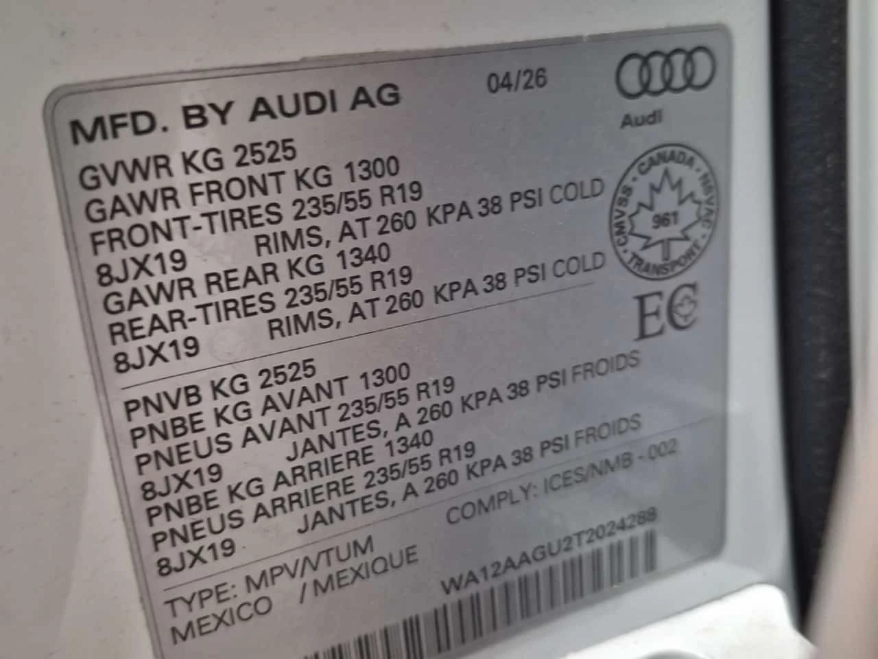 Audi Q5 2.0 TFSI| 360| HUD| 2 КЛЮЧА| , снимка 15 - Автомобили и джипове - 56307612