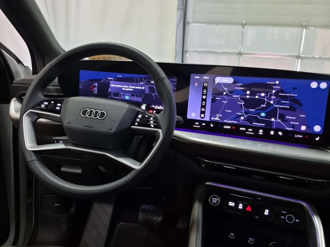 Audi Q5 2.0 TFSI| 360| HUD| 2 КЛЮЧА| , снимка 10 - Автомобили и джипове - 56307612