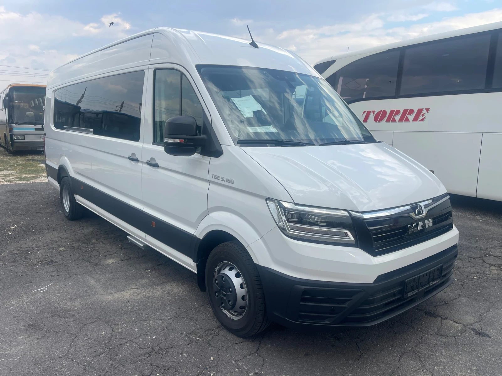 Man TGE 20+ 1    | Mobile.bg   1