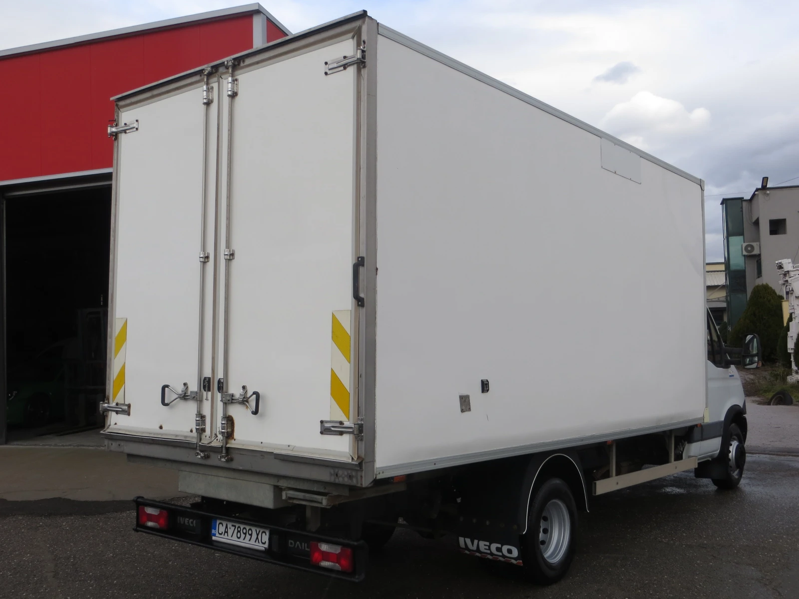 Iveco Daily 70C15 ХЛАДИЛЕН - изображение 4