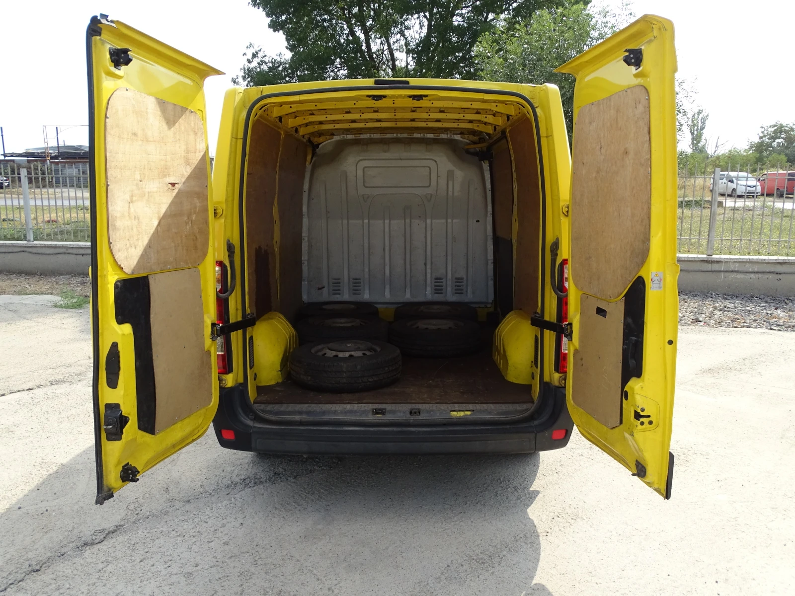 Renault Master DCI 100, снимка 10 - Бусове и автобуси - 55941718