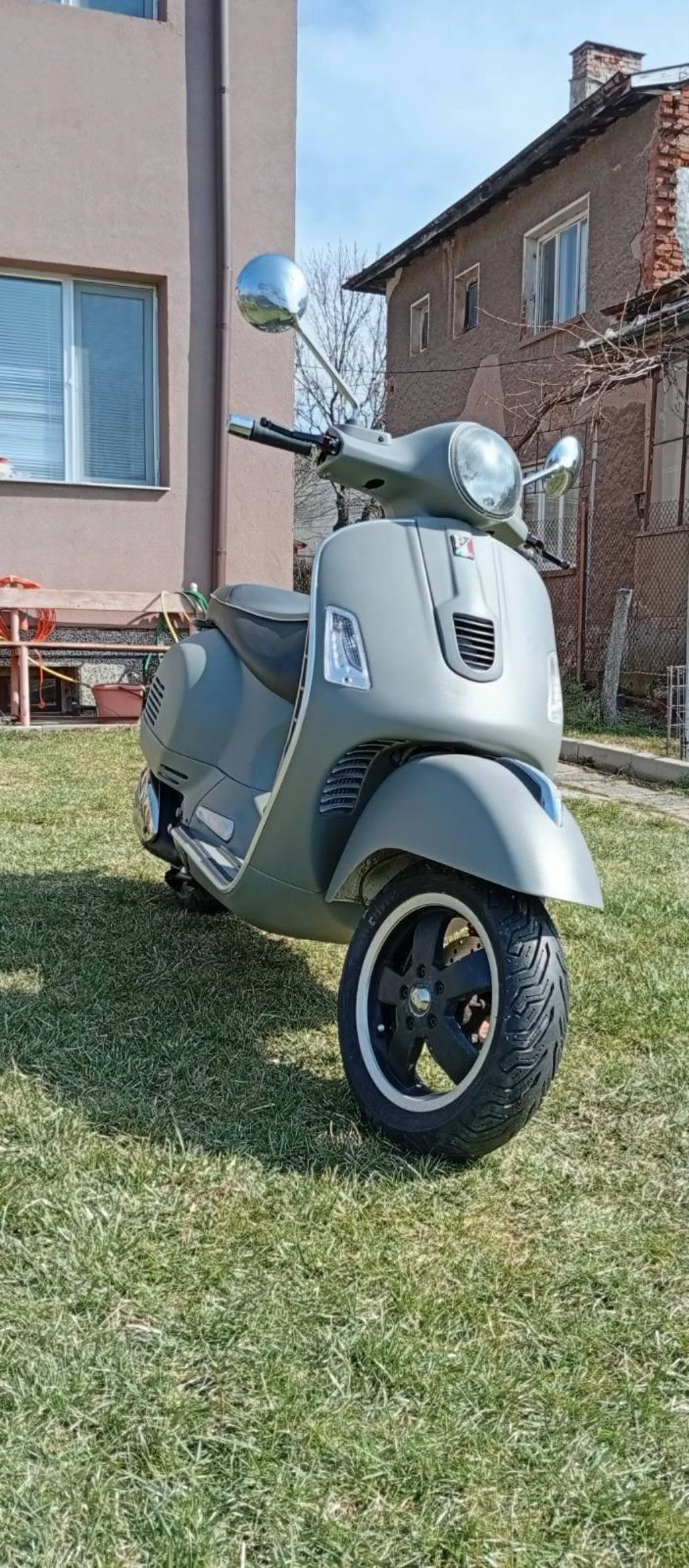 Vespa GTS Vespa Gts 300, снимка 2 - Мотоциклети и мототехника - 54701086