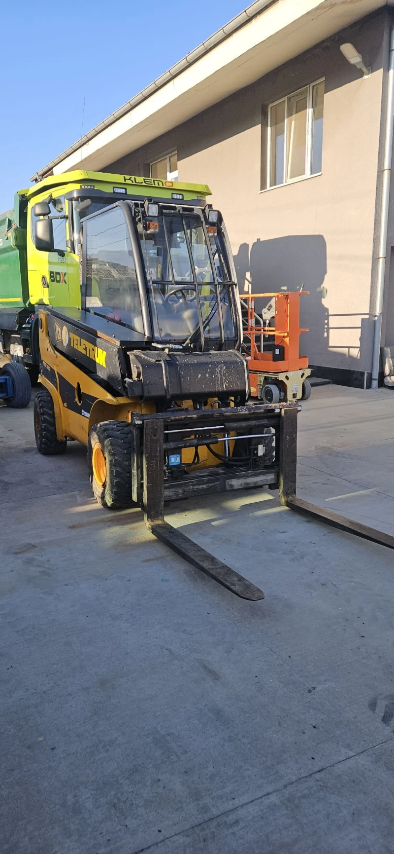 Мини челни товарачи JCB 4х4, снимка 6 - Индустриална техника - 52000942