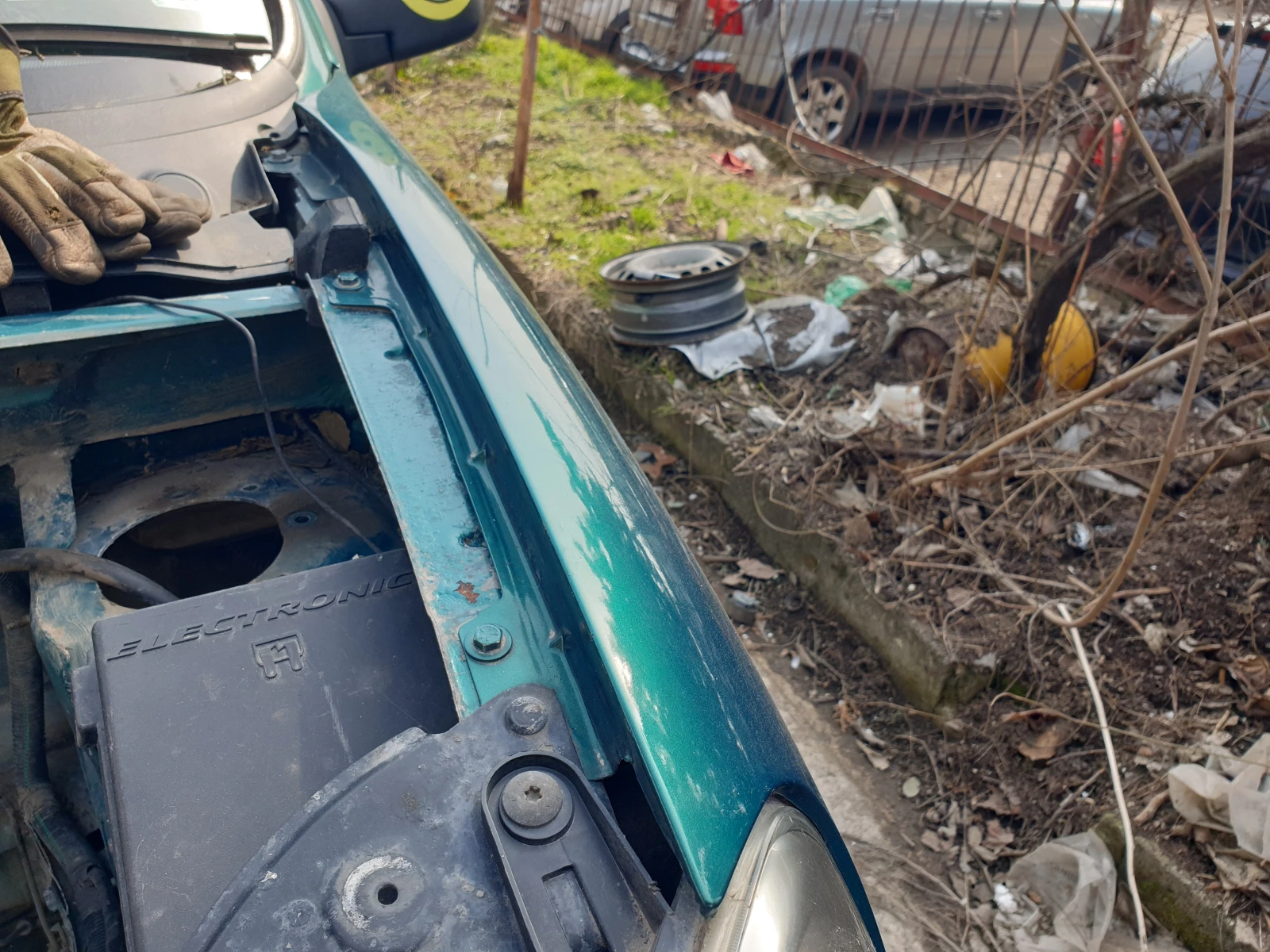 Citroen Berlingo Peugeot Partner преден калник ляв десен KRZD, снимка 8 - Части - 54482005