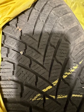 Гуми Зимни 205/55R16, снимка 2