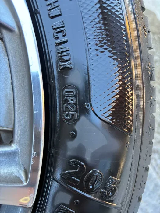 Гуми с джанти Kleber 205/55R16, снимка 5 - Гуми и джанти - 55900178