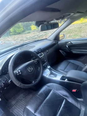 Mercedes-Benz C 220, снимка 11