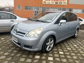 Toyota Corolla verso 2.2 D, снимка 1