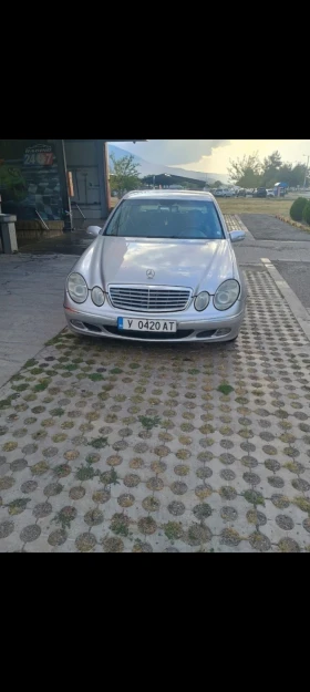 Mercedes-Benz E 280 3.2, снимка 6