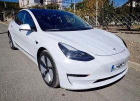 ������ Tesla Model 3