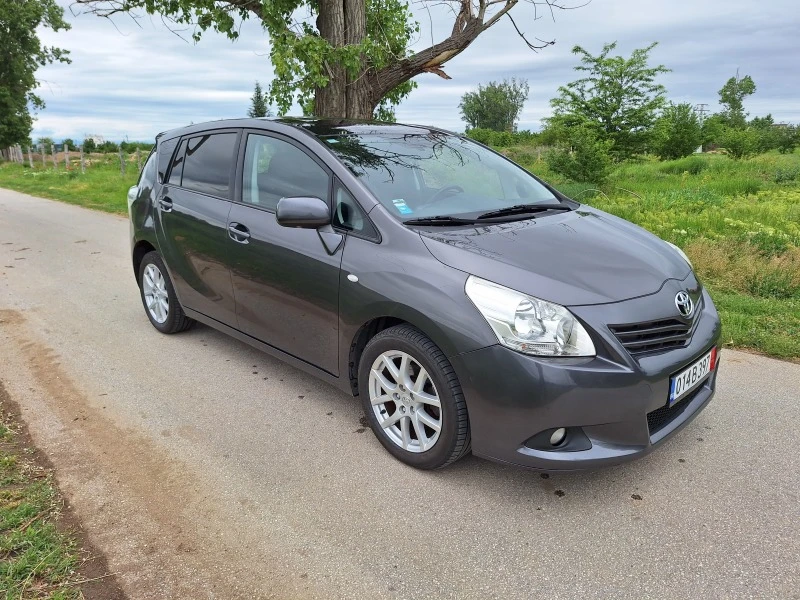 Toyota Verso 2.0* D-4D* 126кс.* KEYLESS, снимка 7 - Автомобили и джипове - 45530806