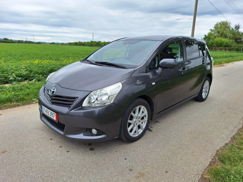 Toyota Verso 2.0* D-4D* 126кс.* KEYLESS, снимка 1 - Автомобили и джипове - 45530806