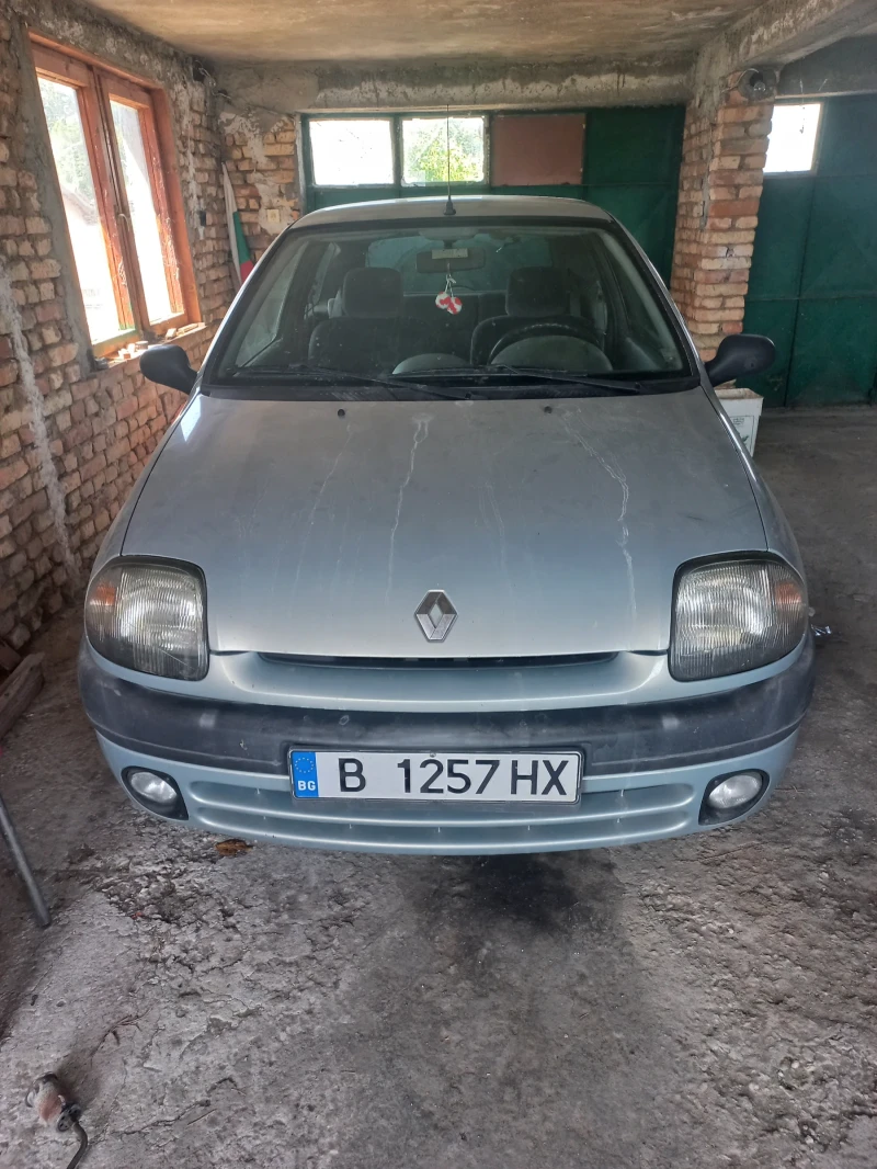 Renault Clio 1.2, снимка 1 - Автомобили и джипове - 47056130