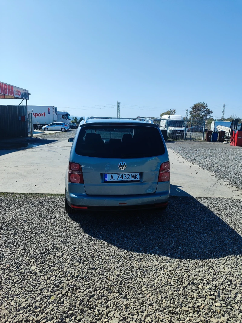 VW Touran TSI, снимка 4 - Автомобили и джипове - 47354642