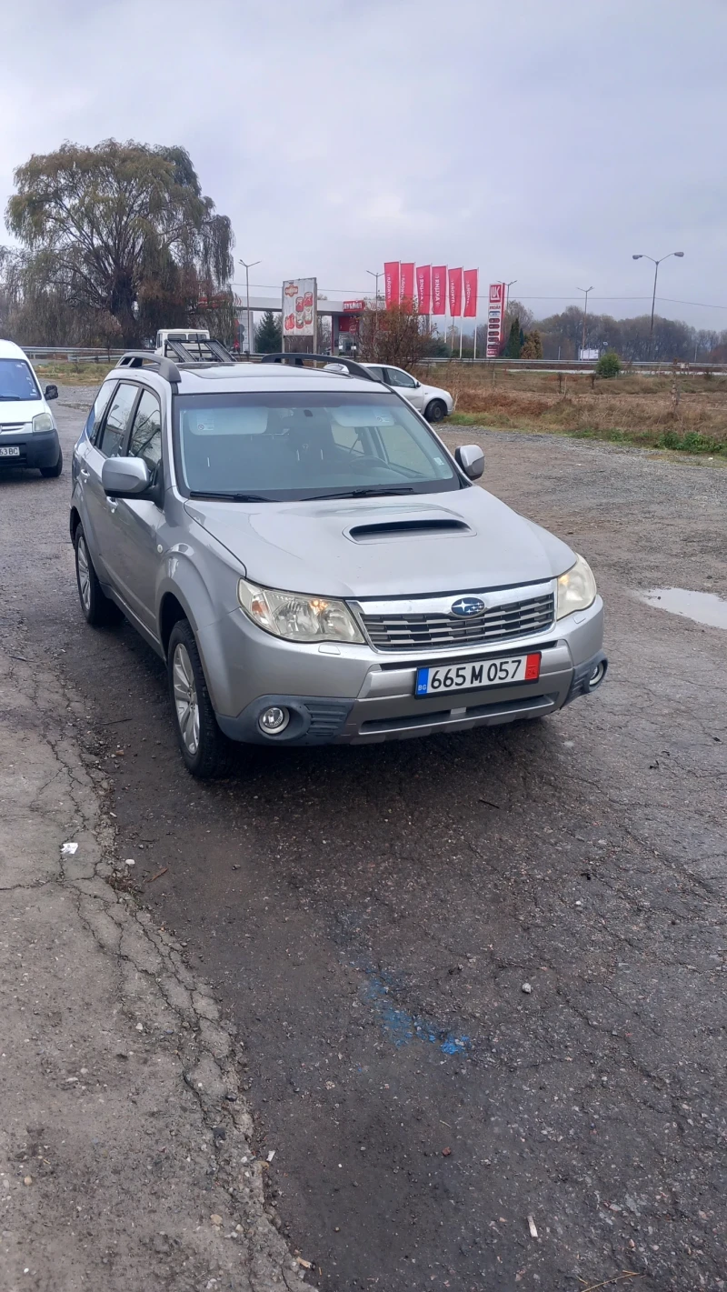 Subaru Forester 2.0 , снимка 3 - Автомобили и джипове - 47931751