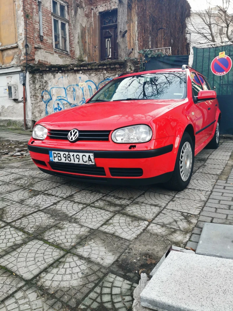 VW Golf Комби, снимка 4 - Автомобили и джипове - 48500582