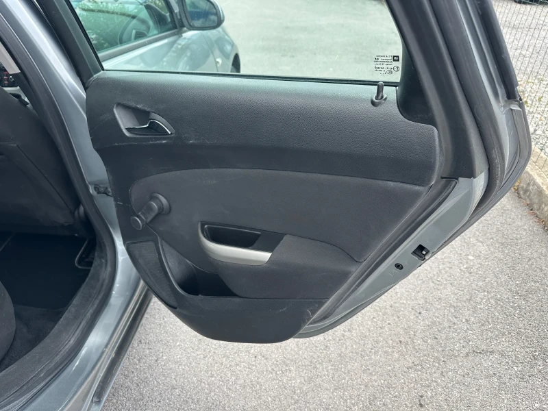 Opel Astra 1.7cdti, снимка 6 - Автомобили и джипове - 50360533