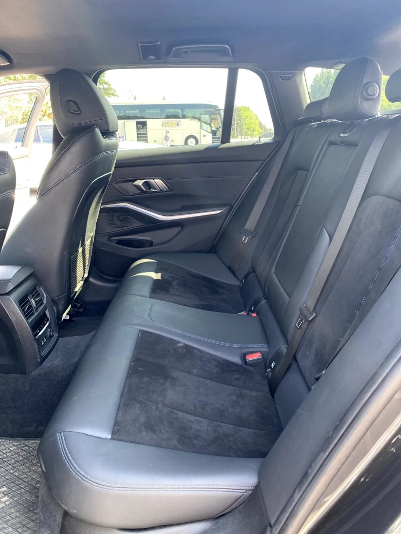 BMW 320 320 Хdrive / M пакет / хибрид, снимка 4 - Автомобили и джипове - 52510979